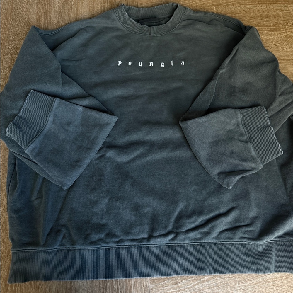 Youngla Men's Gray Sw